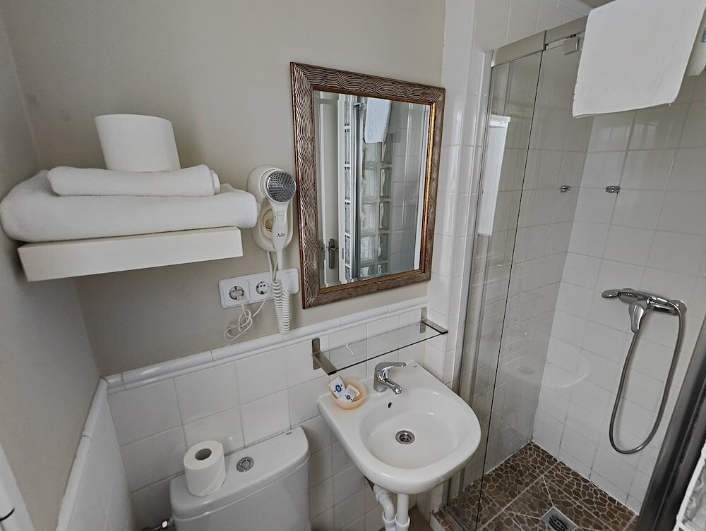 Фото Apartamentos Mayor Centro