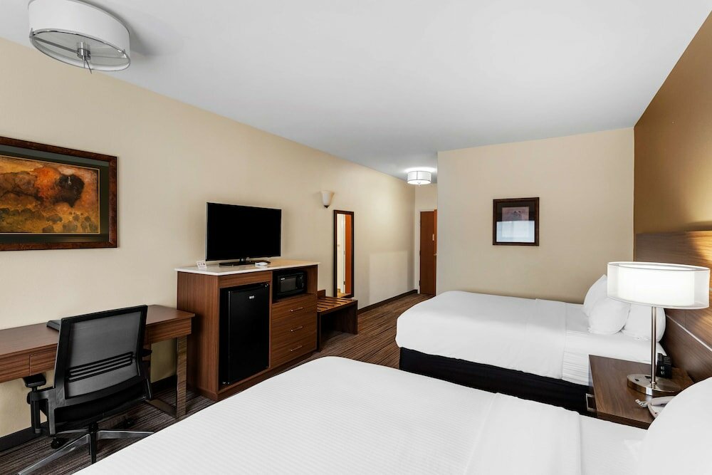 Фото Best Western Rose Quartz Inn