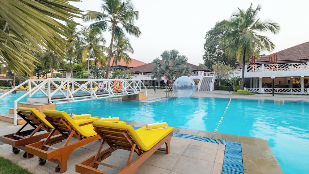 Фото Novotel Goa Dona Sylvia Resort Hotel