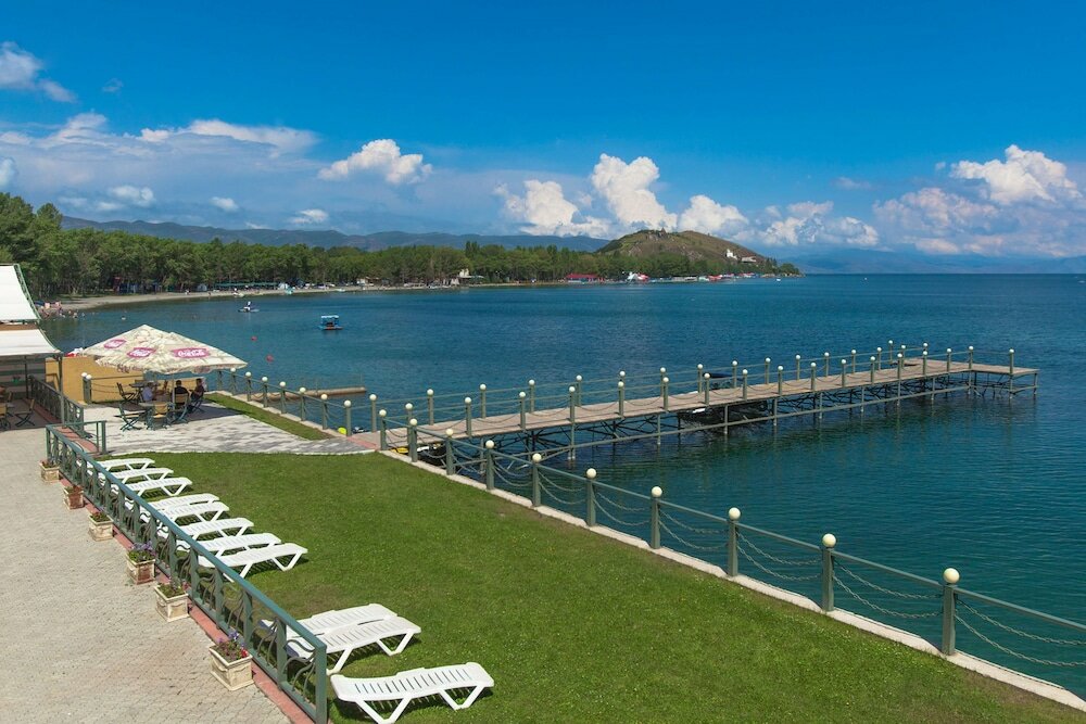 Фото Best Western Bohemian Resort