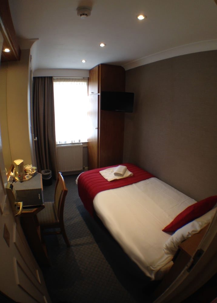 Фото Columbus Hotel