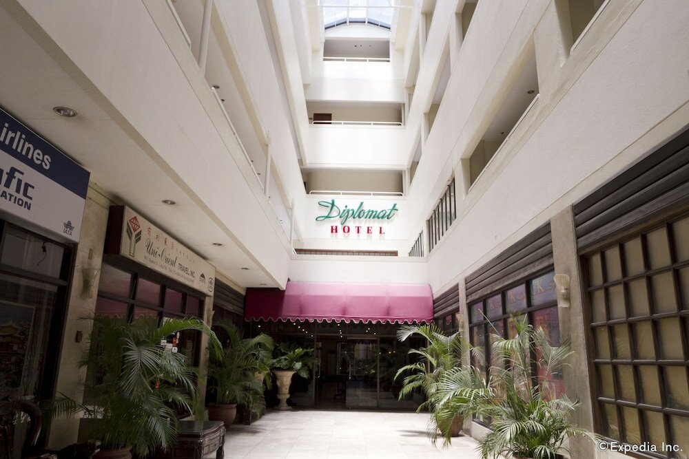 Фото Diplomat Hotel