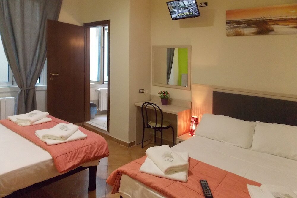 Фото Hotel Midtown