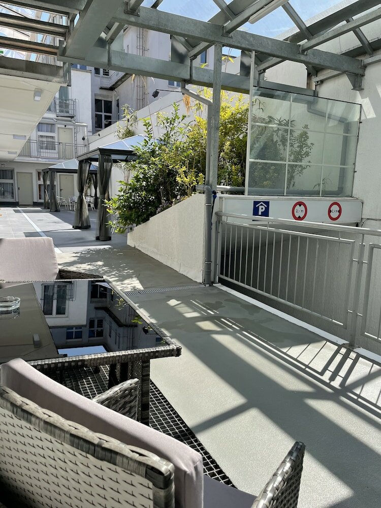 Фото City Lounge Hotel