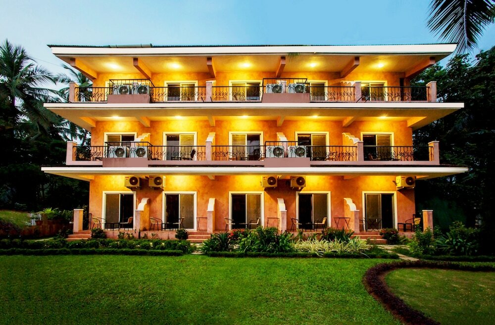 Фото отеля 1