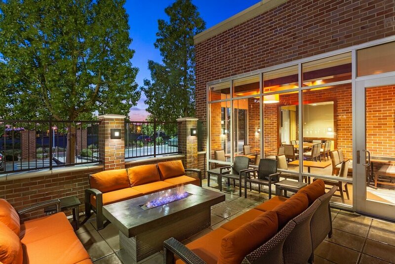 Гостиница Hyatt Place Sacramento Roseville в Розвилле