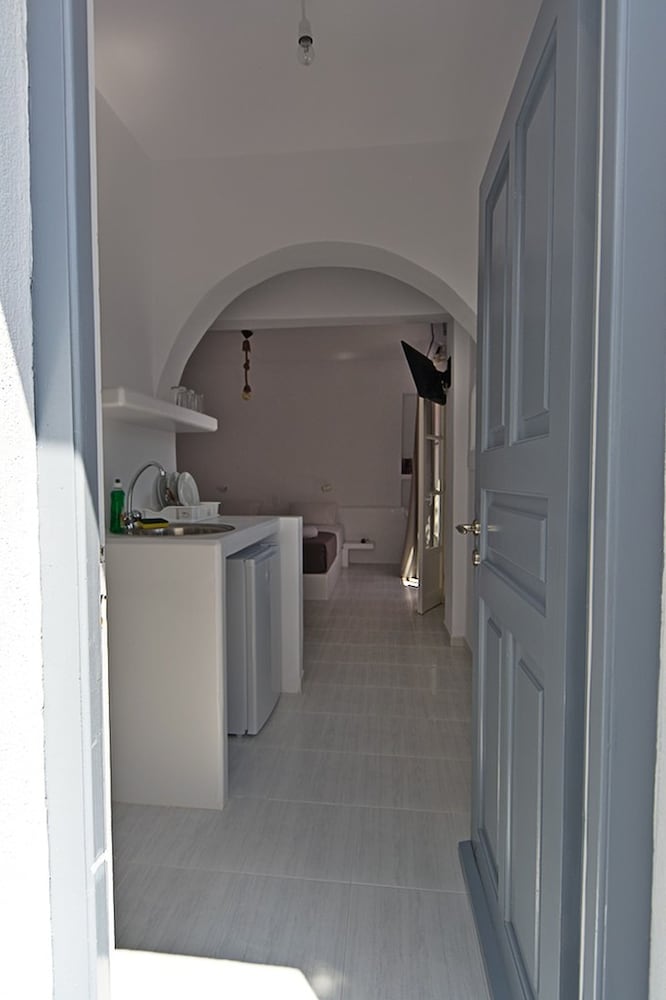 Фото Teoria Paros Matsas Windmill