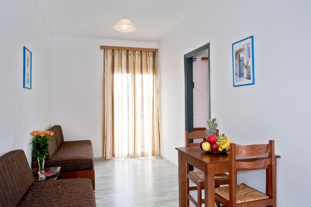 Фото Nontas Suites