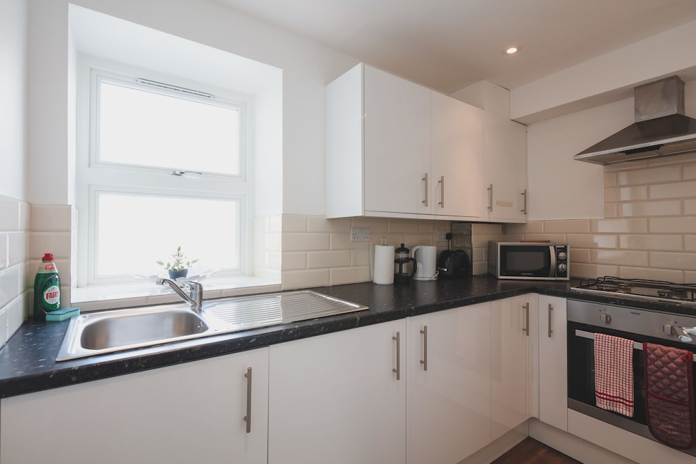 Фото The City London Apartments