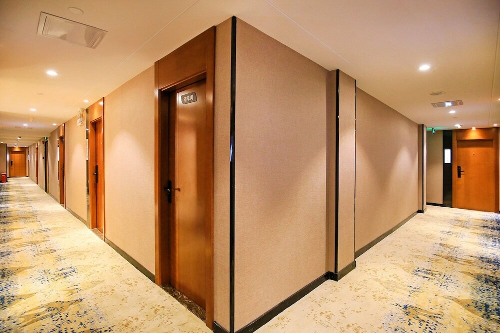 Фото Immersing Hotel Guihu Branch