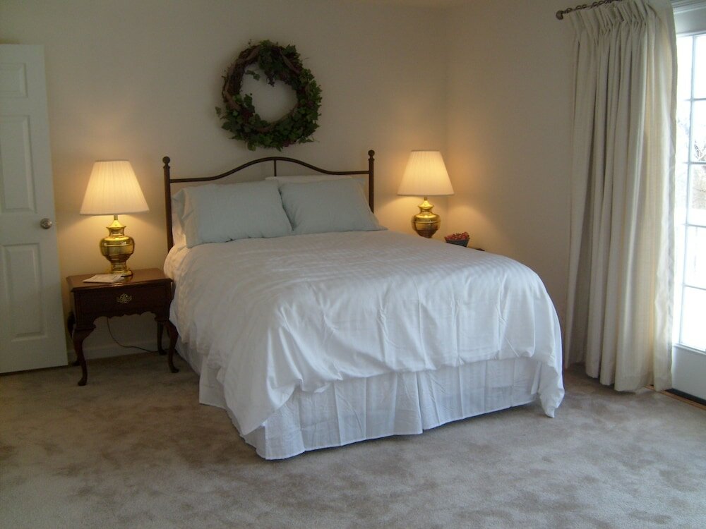 Фото The Baywood Bed & Breakfast