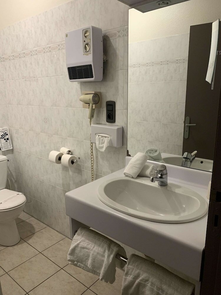 Фото Hotel Kyriad Rodez