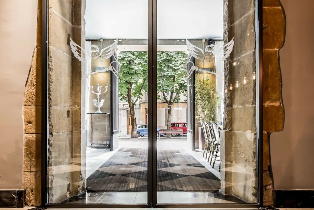 Фото Pamplona Catedral Hotel