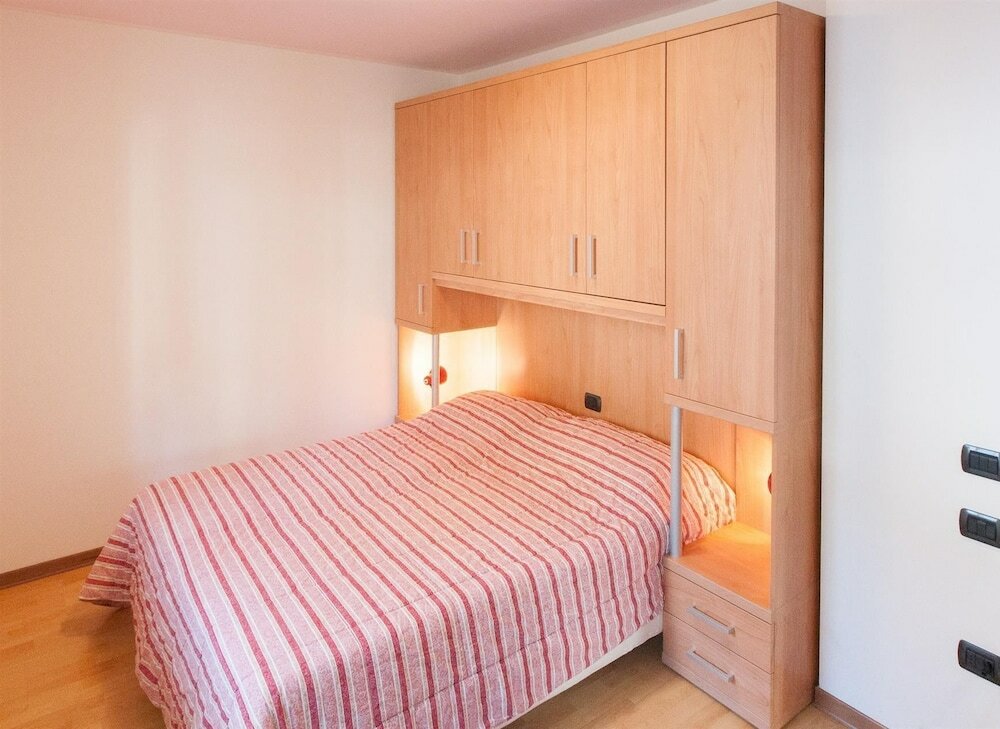 Фото Appartamenti Enrosadira