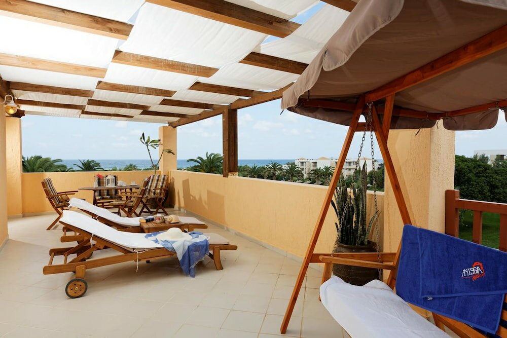 Фото Курорт Anissa Beach & Village