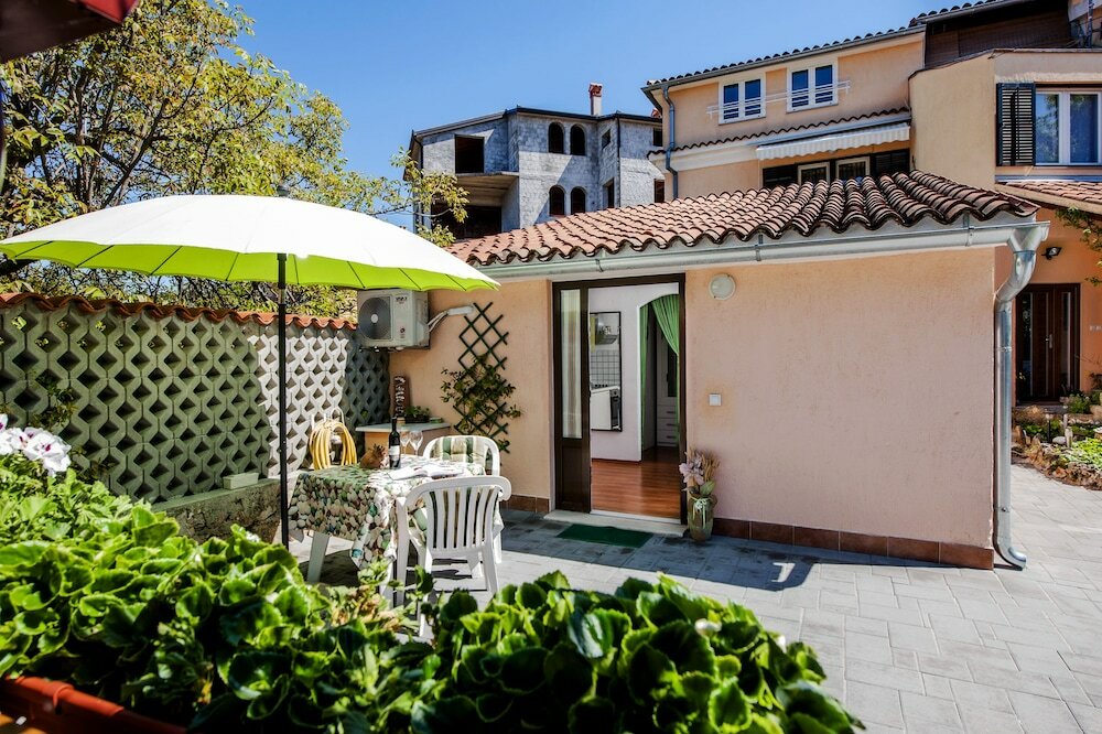 Фото Apartments and Room Rina