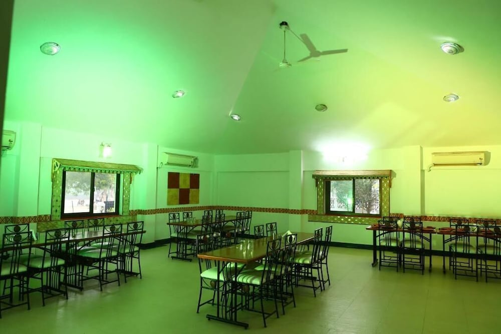 Фото Tourist village Khajuraho