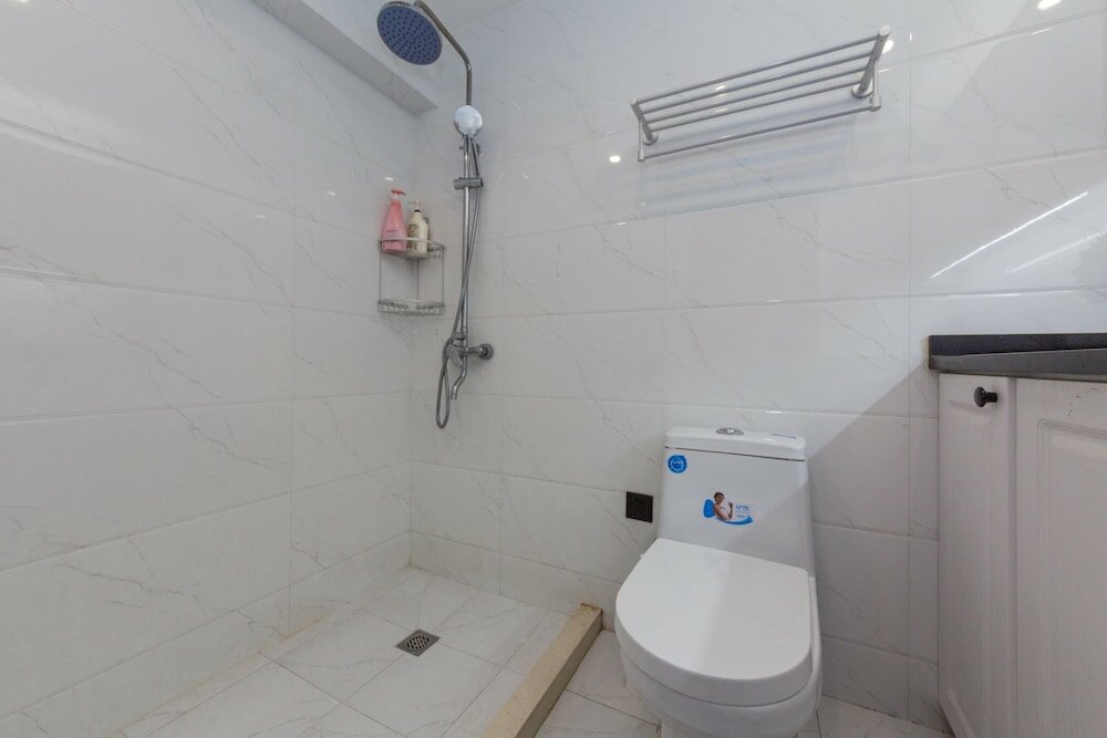 Фото Henry's Apartment South Maoming Road