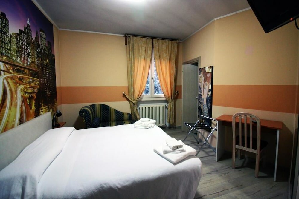 Фото Albergo Ristorante la Bussola