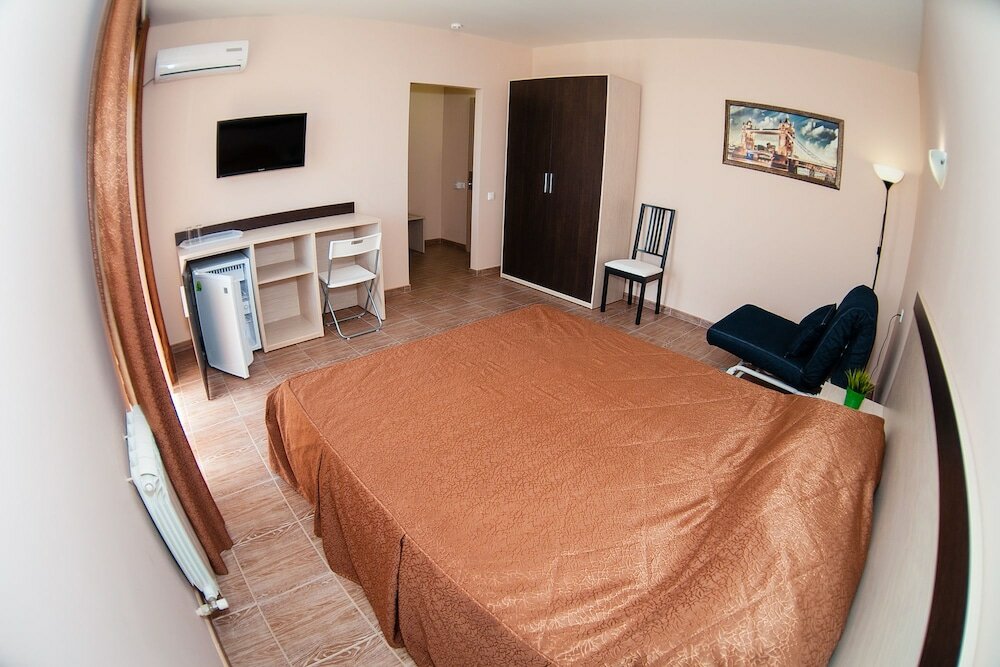 Фото Бусолей