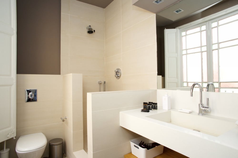 Фото BarcelonaForRent The Claris Suites