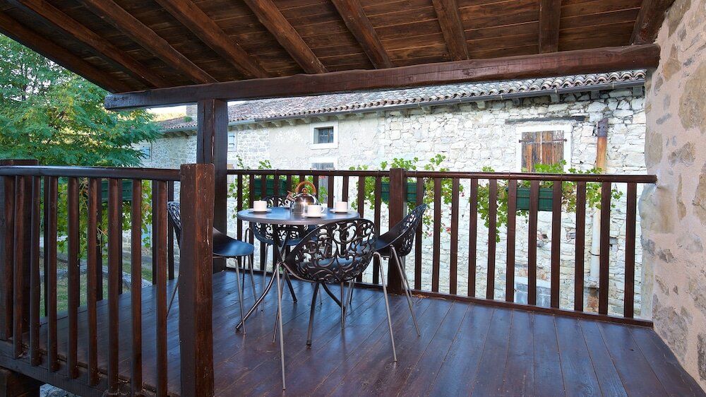 Фото Traditional Stone House