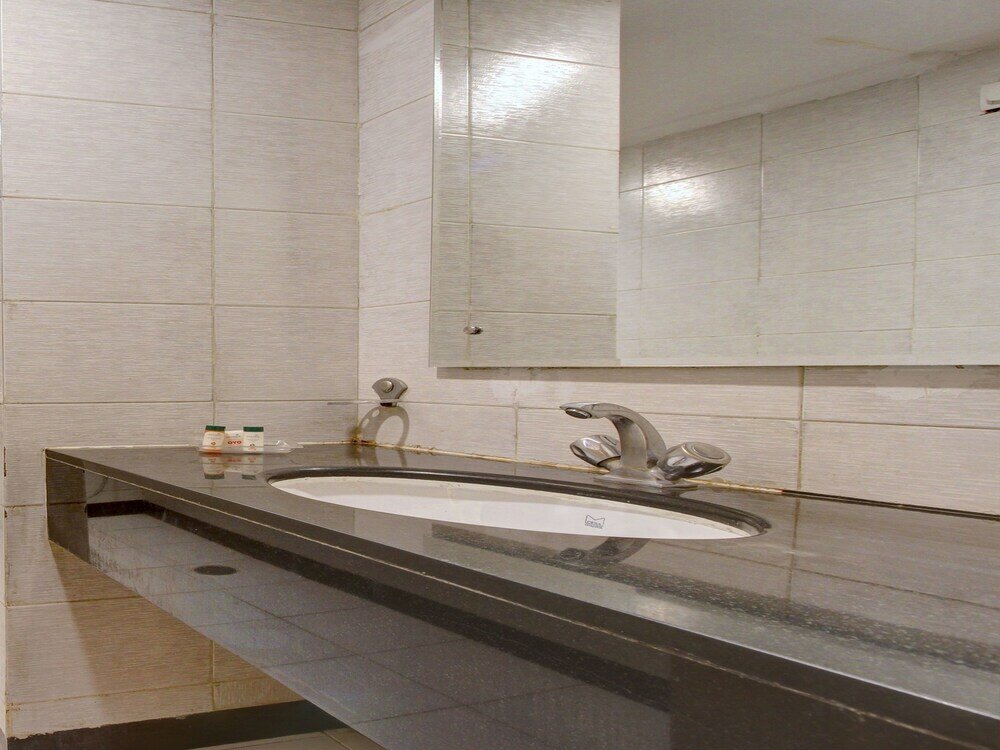 Фото Oyo 11376 Golden Park