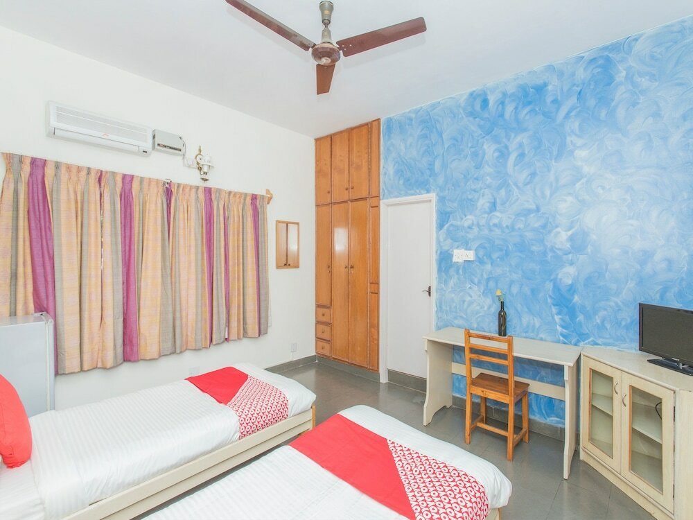 Фото Oyo 761 Hermitage Apartments