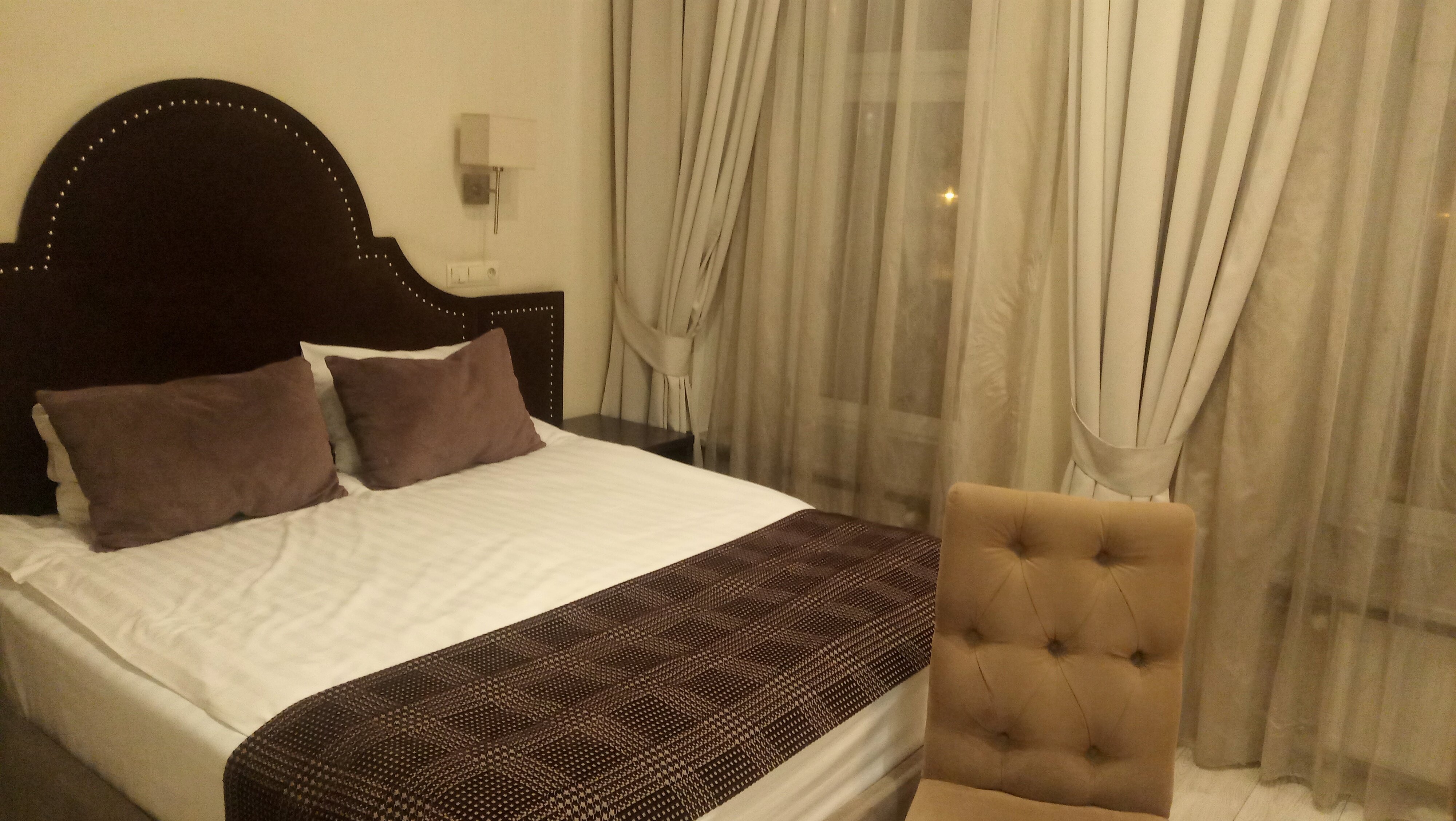 Фото Далиси