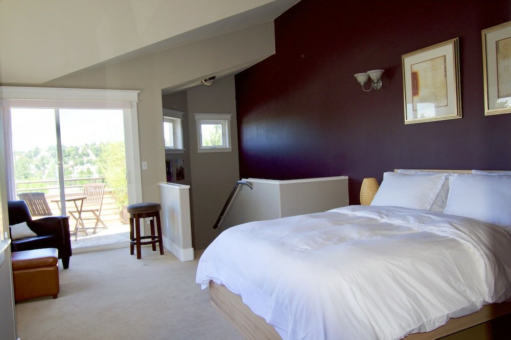 Фото Comfort and Grace on Queen Anne Hill