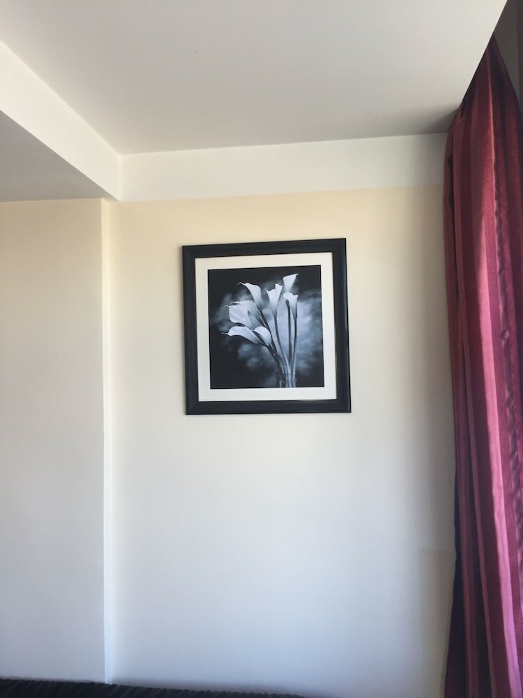 Фото Отель Очир титэм (Бриллиантовая корона)