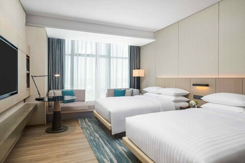 Гостиница Courtyard by Marriott Shenzhen Bao'an в Шэньчжэне