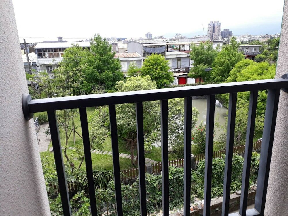 Фото Light Travel