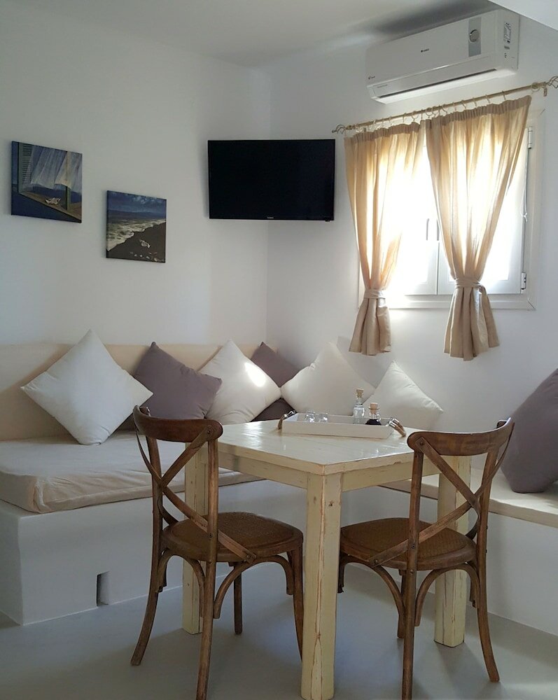 Фото Avissalou Apartments