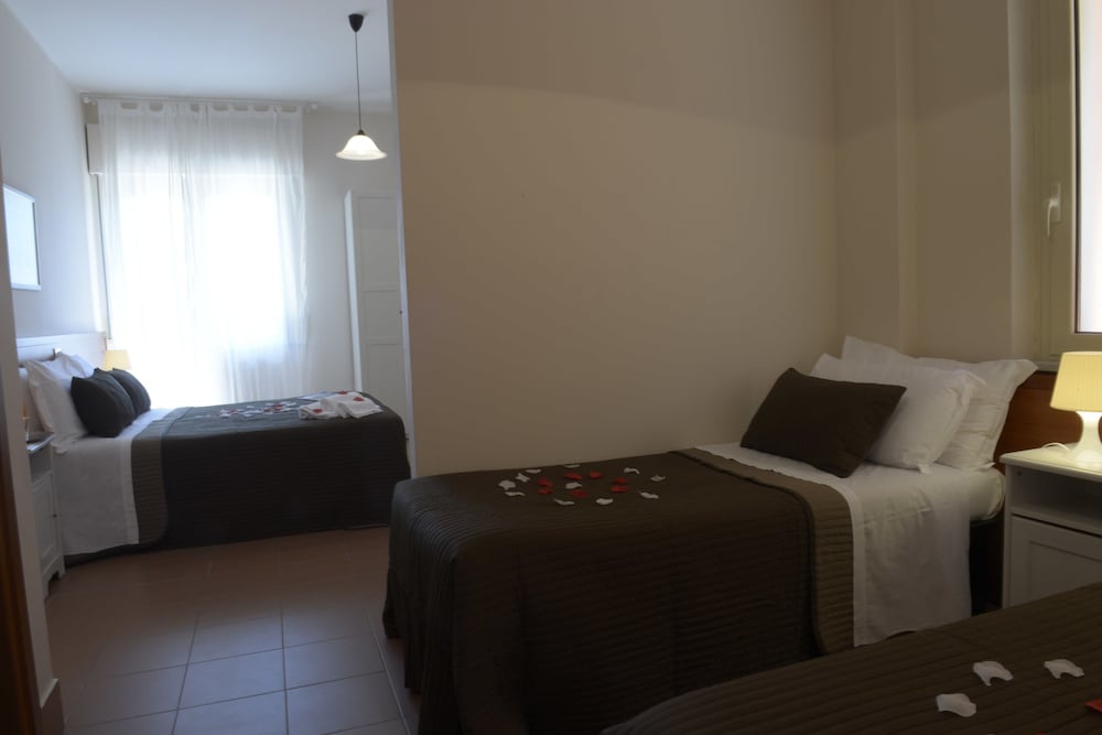 Фото Hotel Antagos