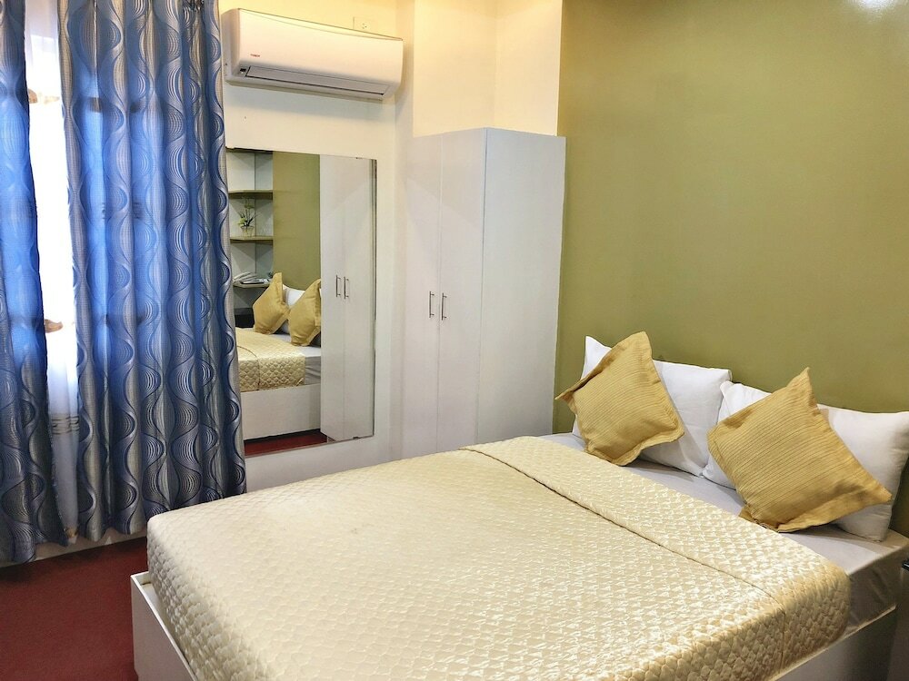 Фото Villa Rosita Hotel