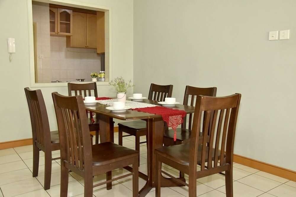 Фото Ideal Holiday Apartment Marina Court