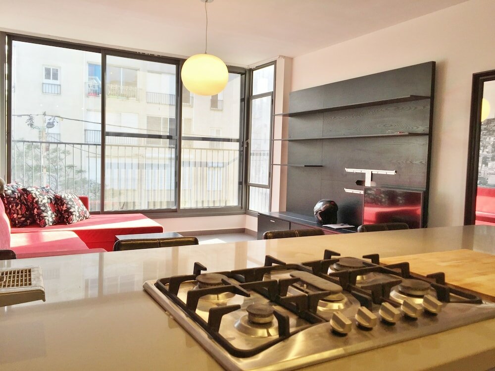 Фото Hilton Beach Stunning Designer 2br Apt