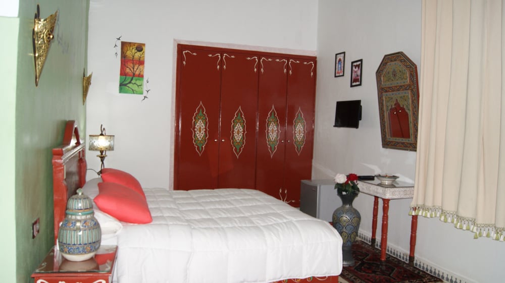 Фото Riad Tingis