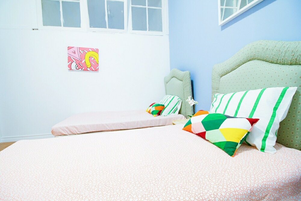 Фото 1 Bedroom Apartment near Kensington Market - Unit 4