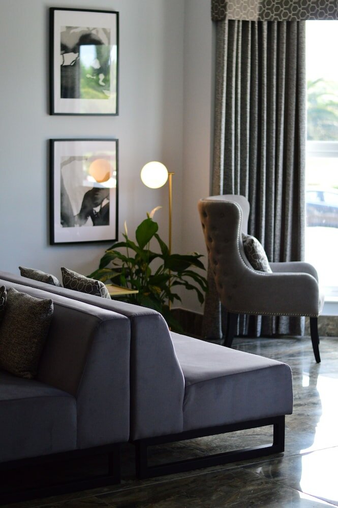 Фото Q8 Boutique Hotel