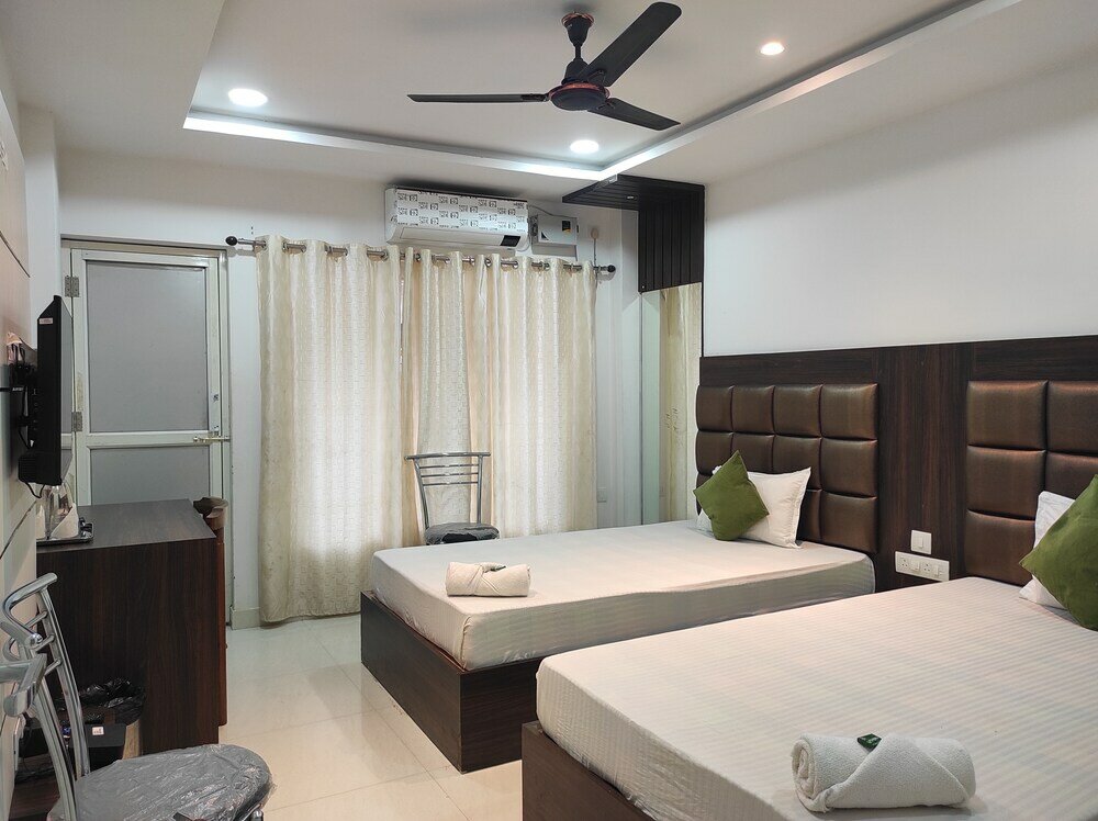 Фото Indira Lodge