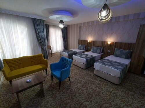 Гостиница Crystall Hotel в Ипекйолу