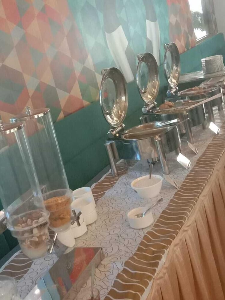 Фото Sheetal Residency