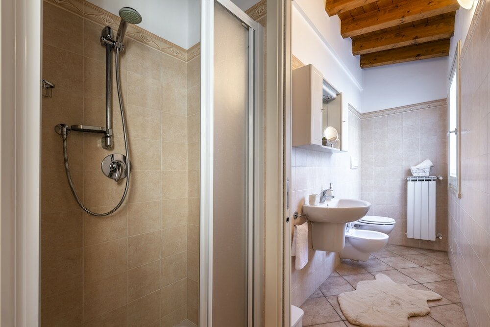 Фото Flowers Apartments