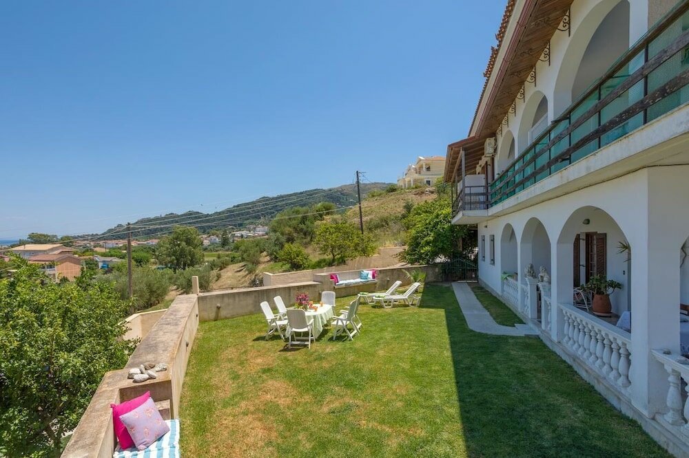 Фото Vallia's Apartments