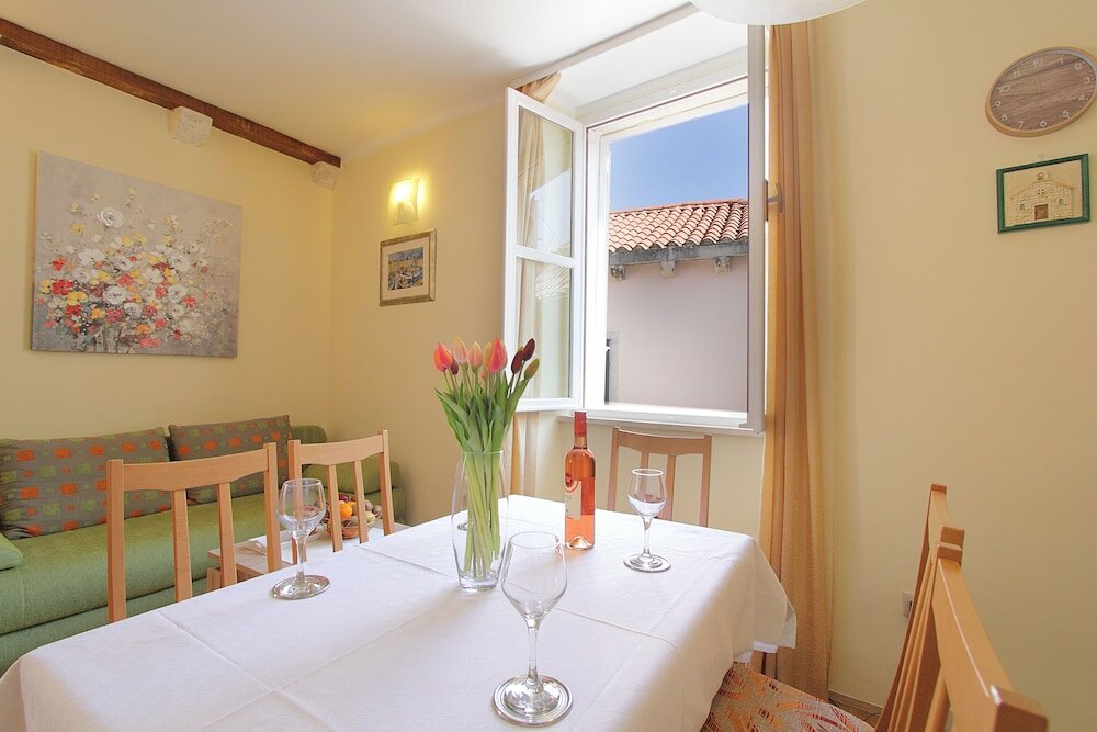 Фото Apartments Kovac Old Town