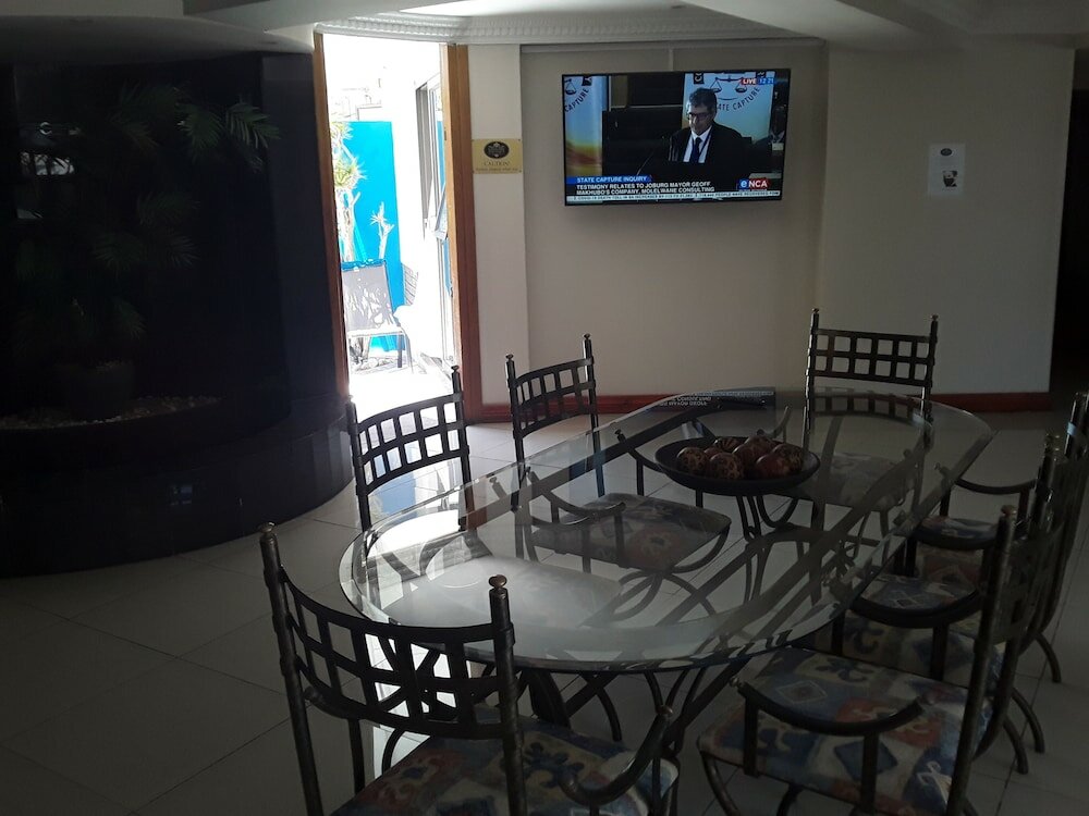 Фото King's Tide Boutique Hotel