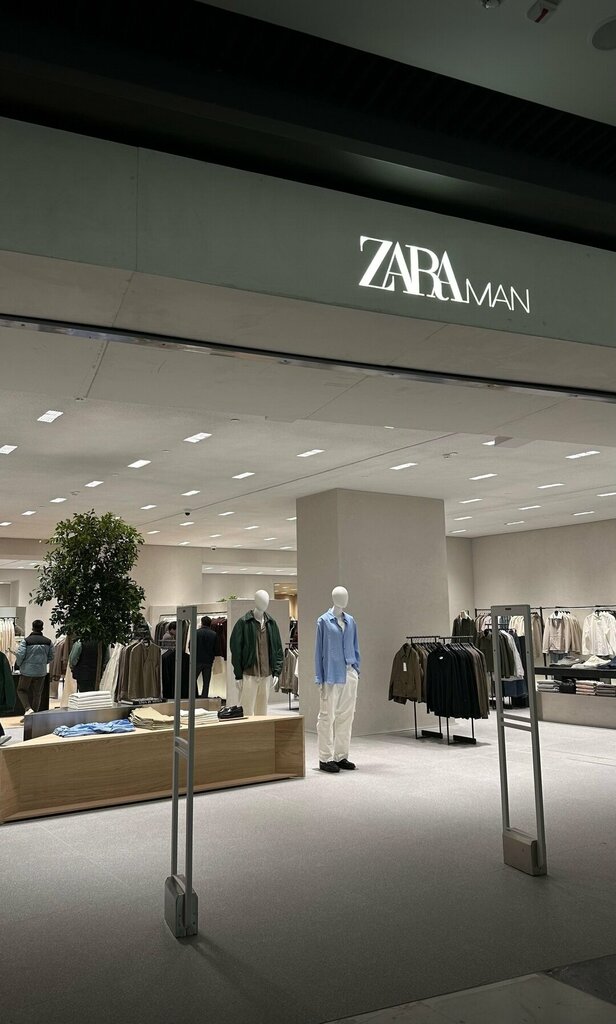 Clothing store Zara Man, Tashkent, photo