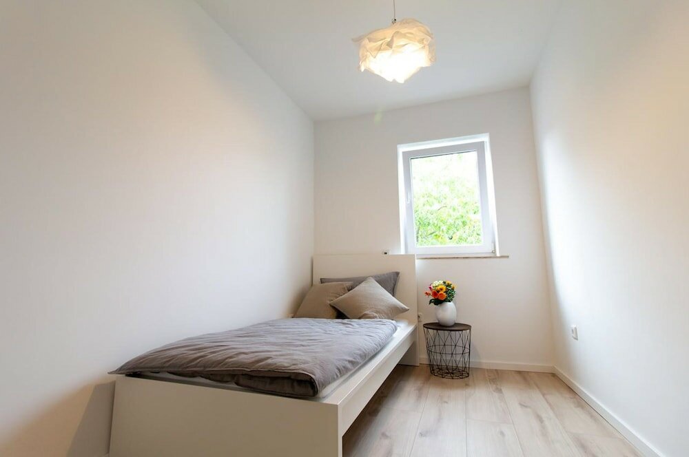 Фото T & T Suites Raunheim